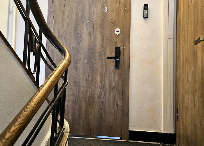 Kauno Apartamentai King Size Bed אכסניה